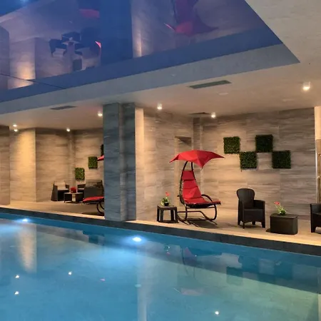905 Apartment *